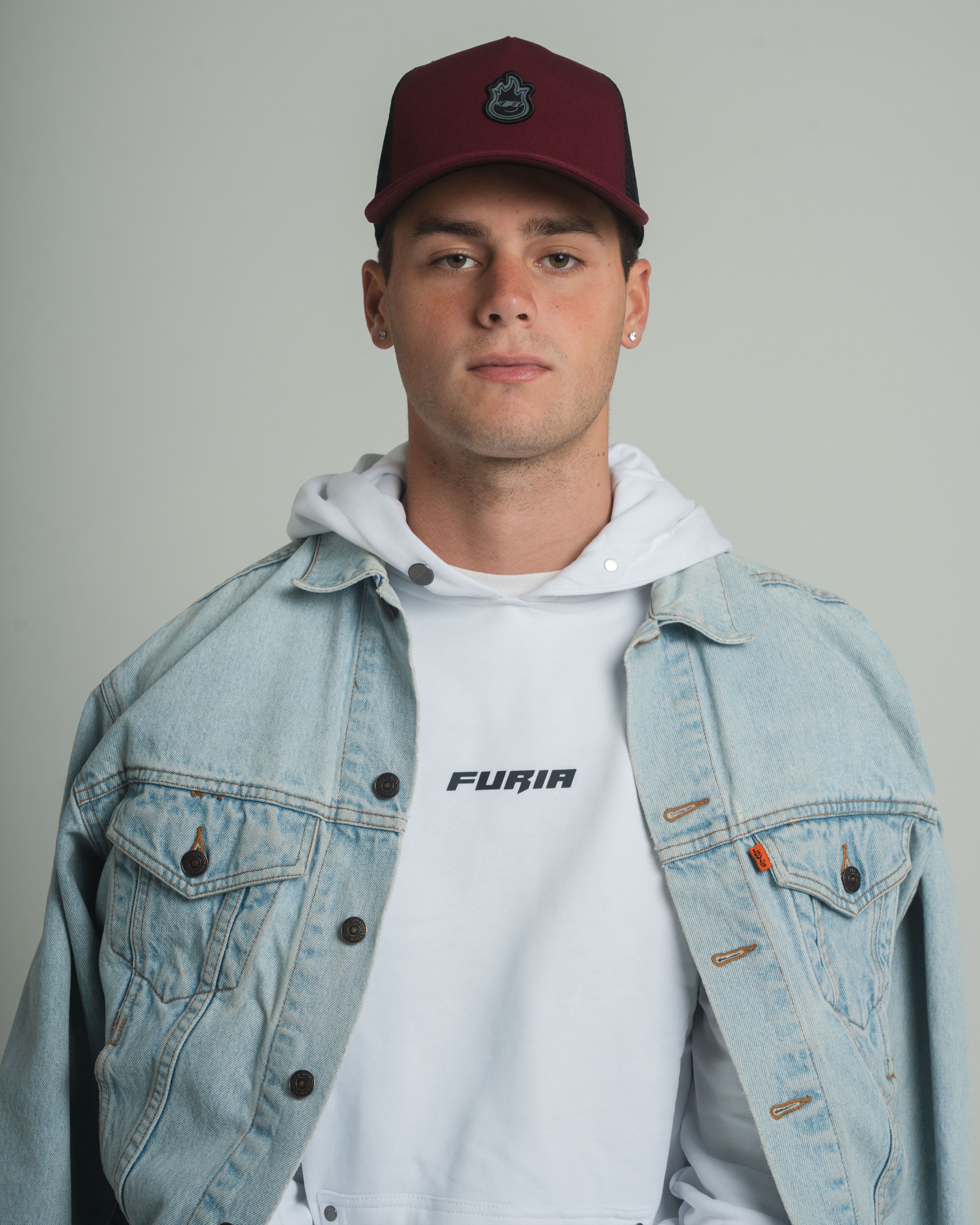 FURIAGEAR GORRA LOGO FURIA LLAMA NEGRO COLOR MAROON BLACK