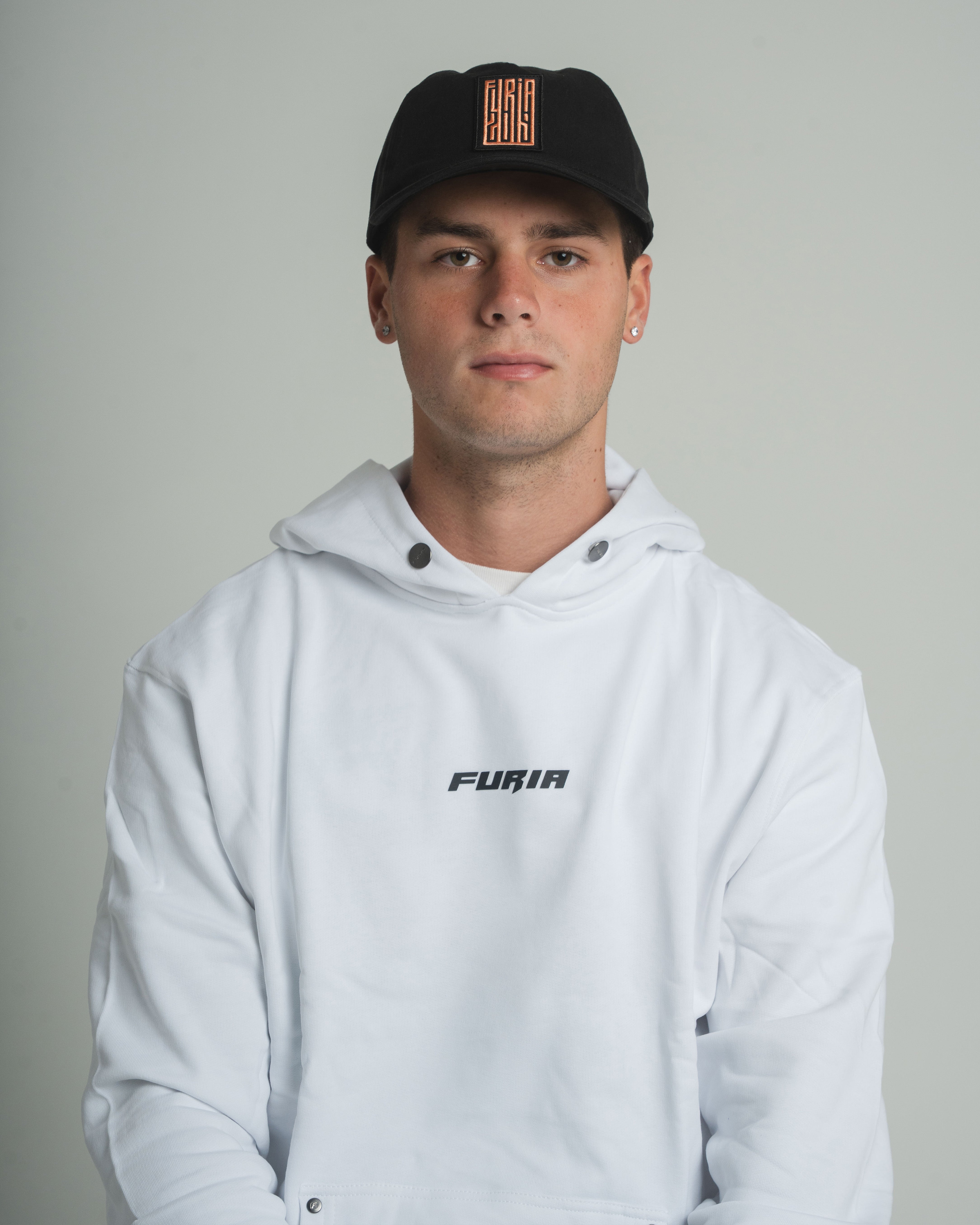 FURIAGEAR GORRA LOGO FURIA 2019 FONDO COBRE COLOR NEGRO
