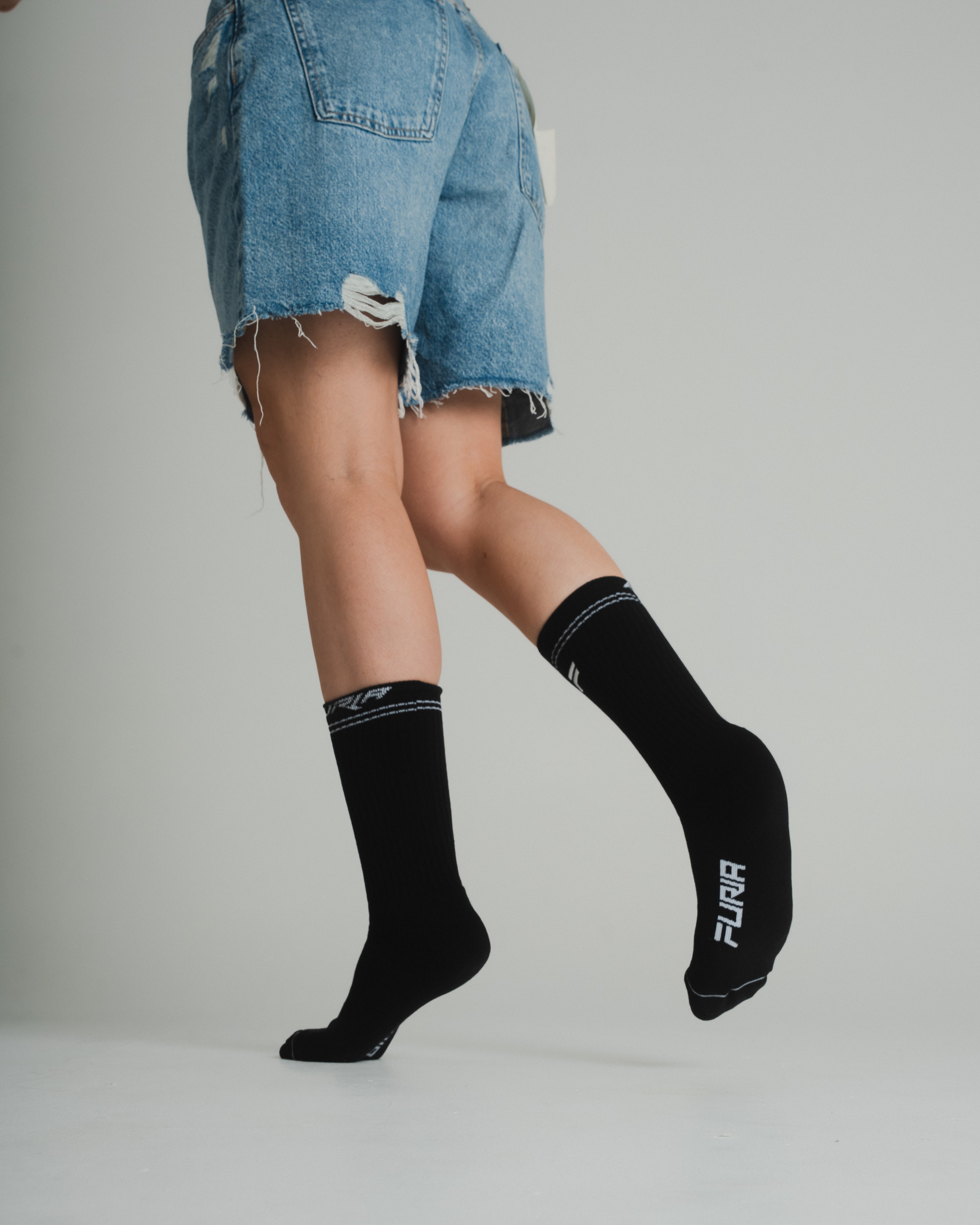 FURIAGEAR BASIC LONG BLACK SOCKS