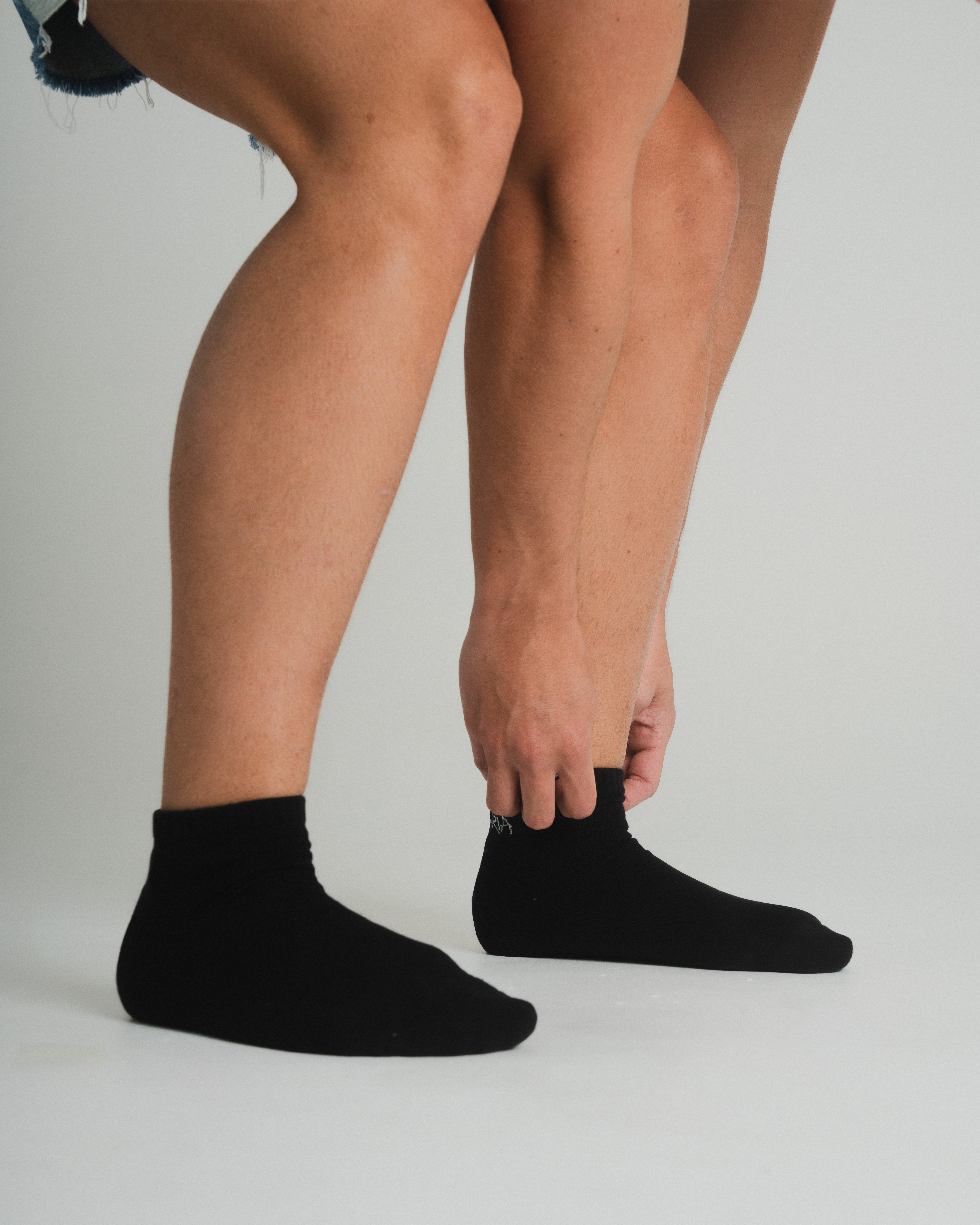 FURIAGEAR DOODLE V.2 CAMILA SOCKS ANKLE BLACK
